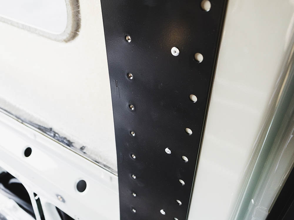 sprinter-bed-bracket-detail-view.jpg