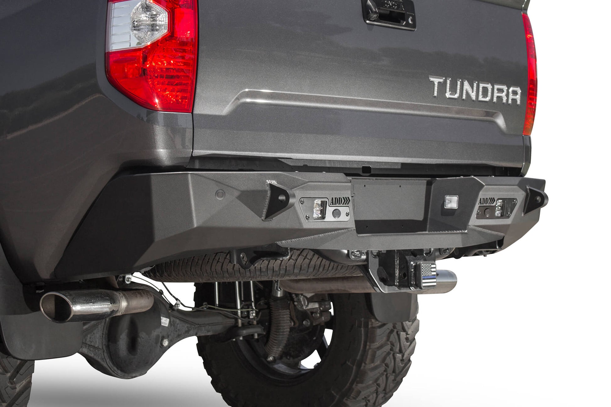 toyota-tundra-rear-bumper.jpg