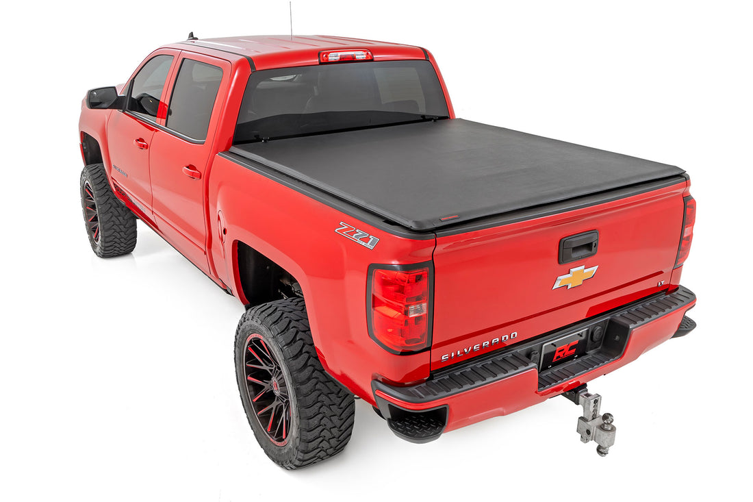 Rough Country Soft Roll Up Bed Cover | Chevy/GMC 1500/2500HD/3500HD (14-19 & Classic)