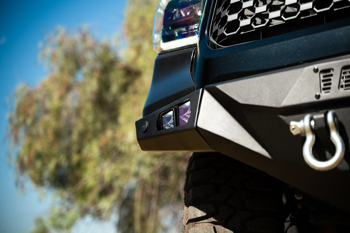 tundra-winch-bumper-4.jpg