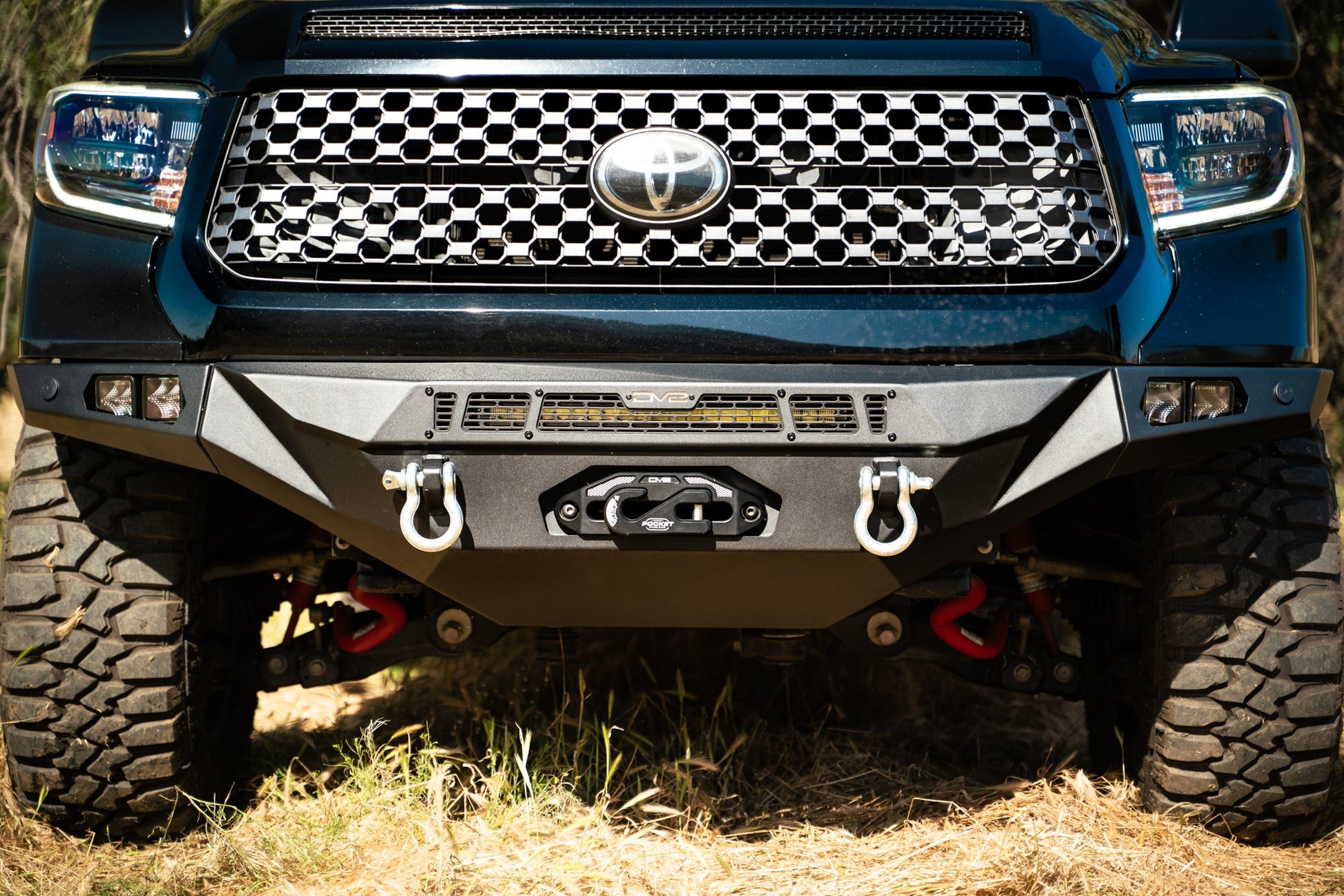 tundra-winch-bumper-8.jpg