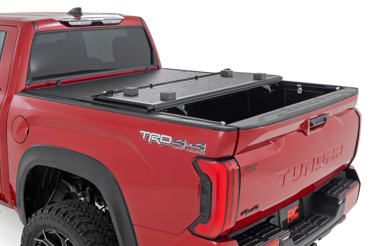Rough Country (47514551A) Hard Low Profile Bed Cover | 5'7" Bed | Cargo Mgmt | Toyota Tundra (22-24)