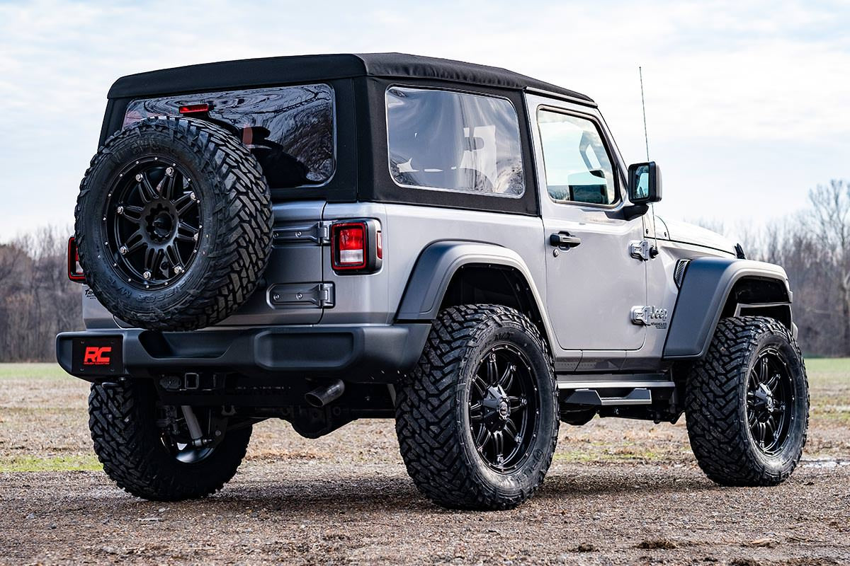 Rough Country (62830) 3.5 Inch Lift Kit | Adj Lower | FR D/S | Jeep Wrangler JL 4WD (2018-2023)