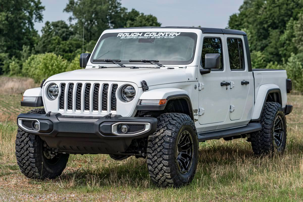 Rough Country (64870) 2.5 Inch Leveling Kits | Springs | V2 | Jeep Gladiator JT 4WD (2020-2024)