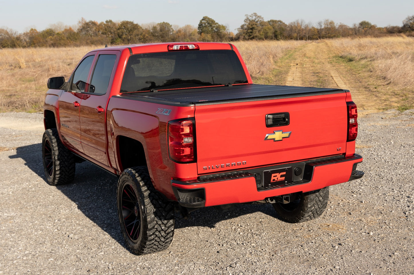 Rough Country (49119551) Hard Tri-Fold Flip Up Bed Cover | 5'9" Bed | Chevy/GMC 1500/2500HD/3500HD (14-19)