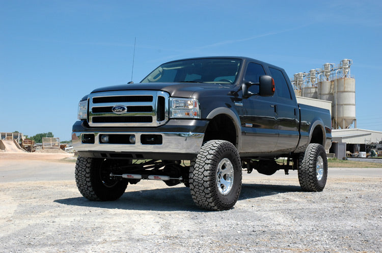 Rough Country (581.20) 6 Inch Lift Kit | Gas | 4 Link | OVLDS | Ford F-250/F-350 Super Duty (05-07)