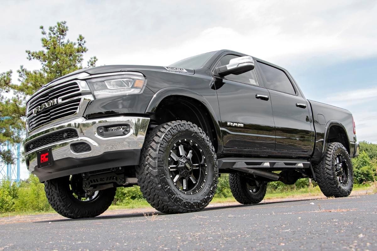 Rough Country (33440) 6 Inch Lift Kit | M1/M1 | Dual Rate Coils | Ram 1500 4WD (19-24)