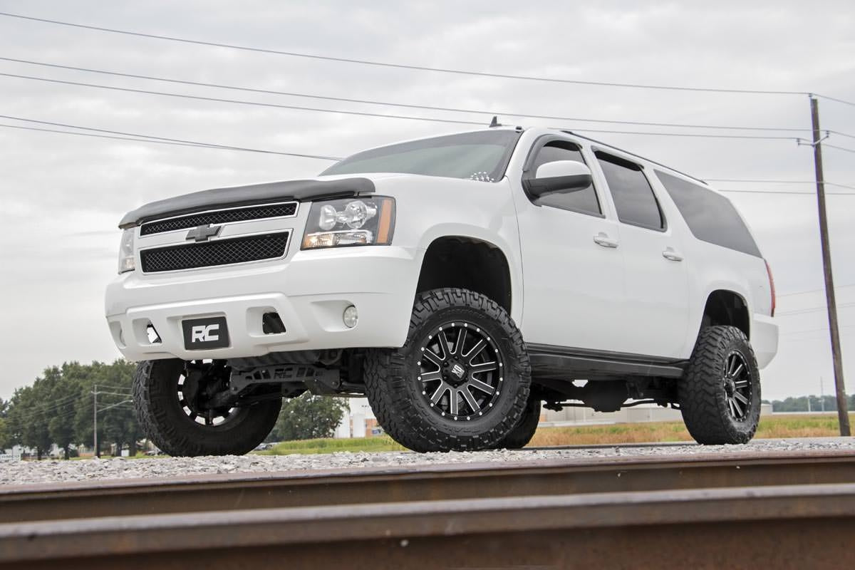 Rough Country (28700A) 7 Inch Lift Kit | Chevy/GMC SUV 1500 2WD/4WD (2007-2014)