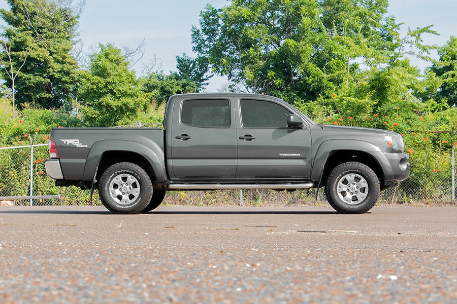Rough Country (743) 2 Inch Leveling Kit | Toyota Tacoma 2WD/4WD (2005-2023)