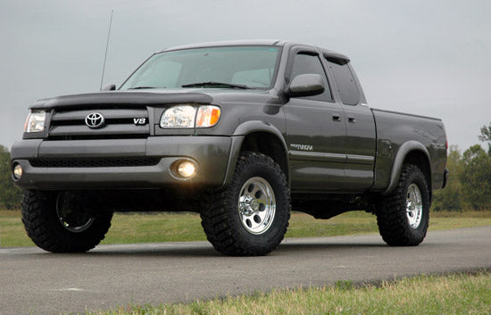 Rough Country (750) 2.5 Inch Leveling Kit | Toyota Tundra 2WD/4WD (2000-2006)